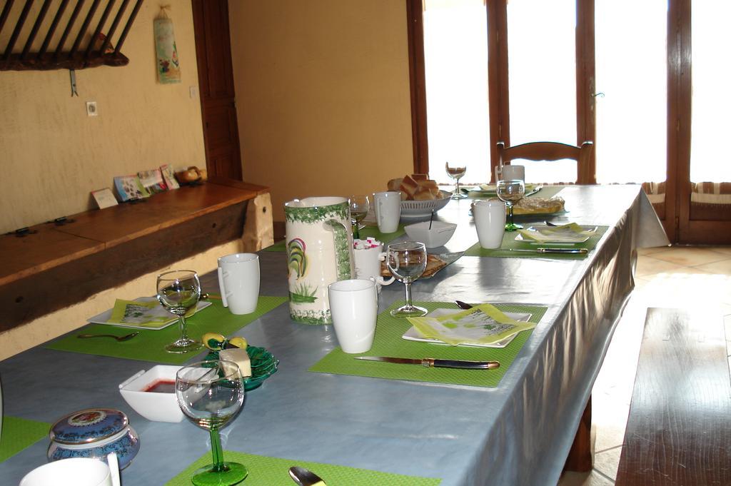 Bed and Breakfast La Croix De Bois à Jayat Extérieur photo